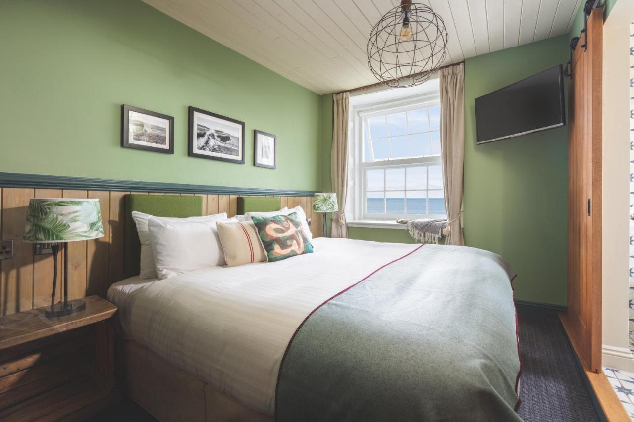 Rock Point Inn ليم ريجيس المظهر الخارجي الصورة