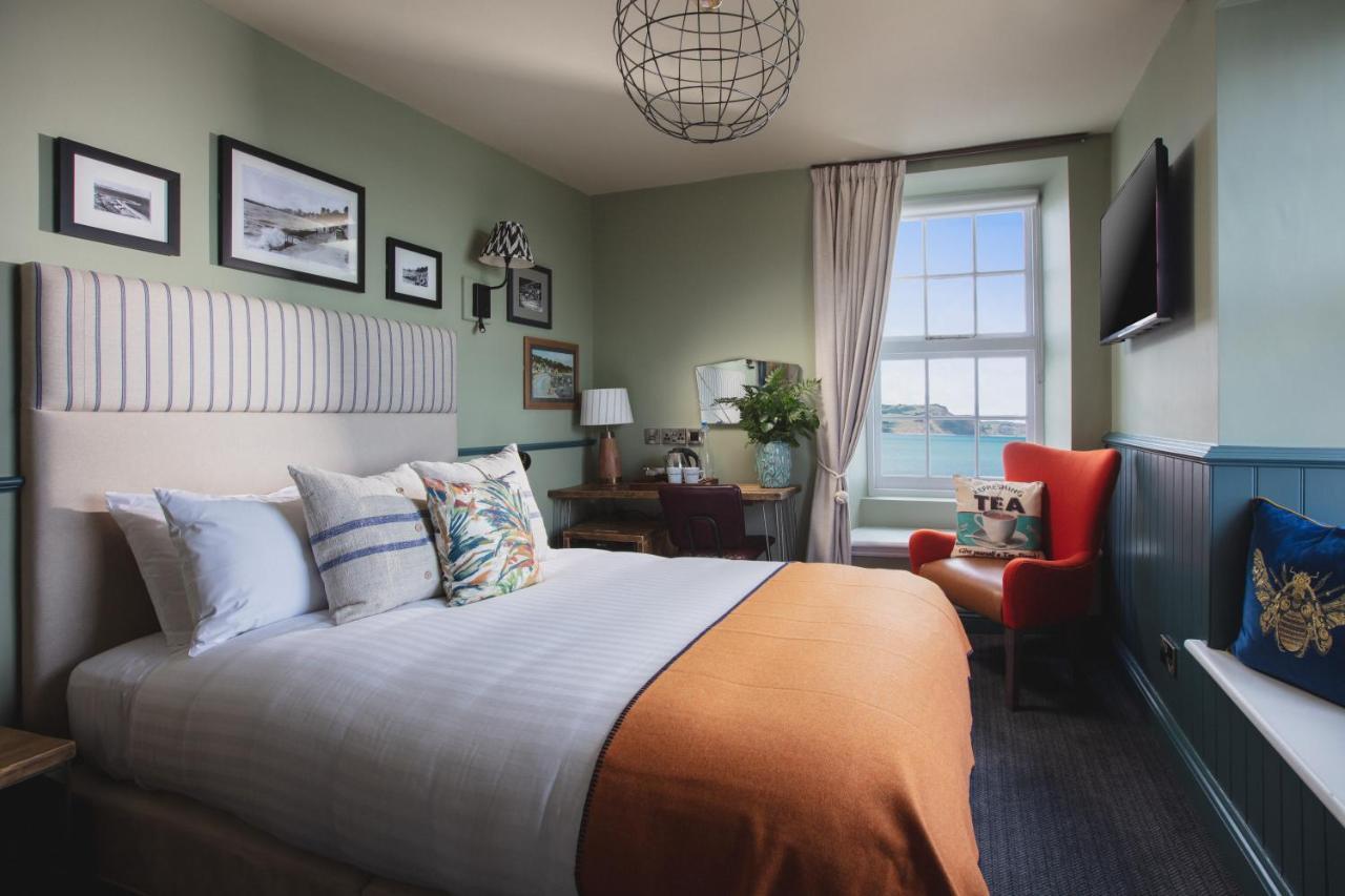 Rock Point Inn ليم ريجيس المظهر الخارجي الصورة